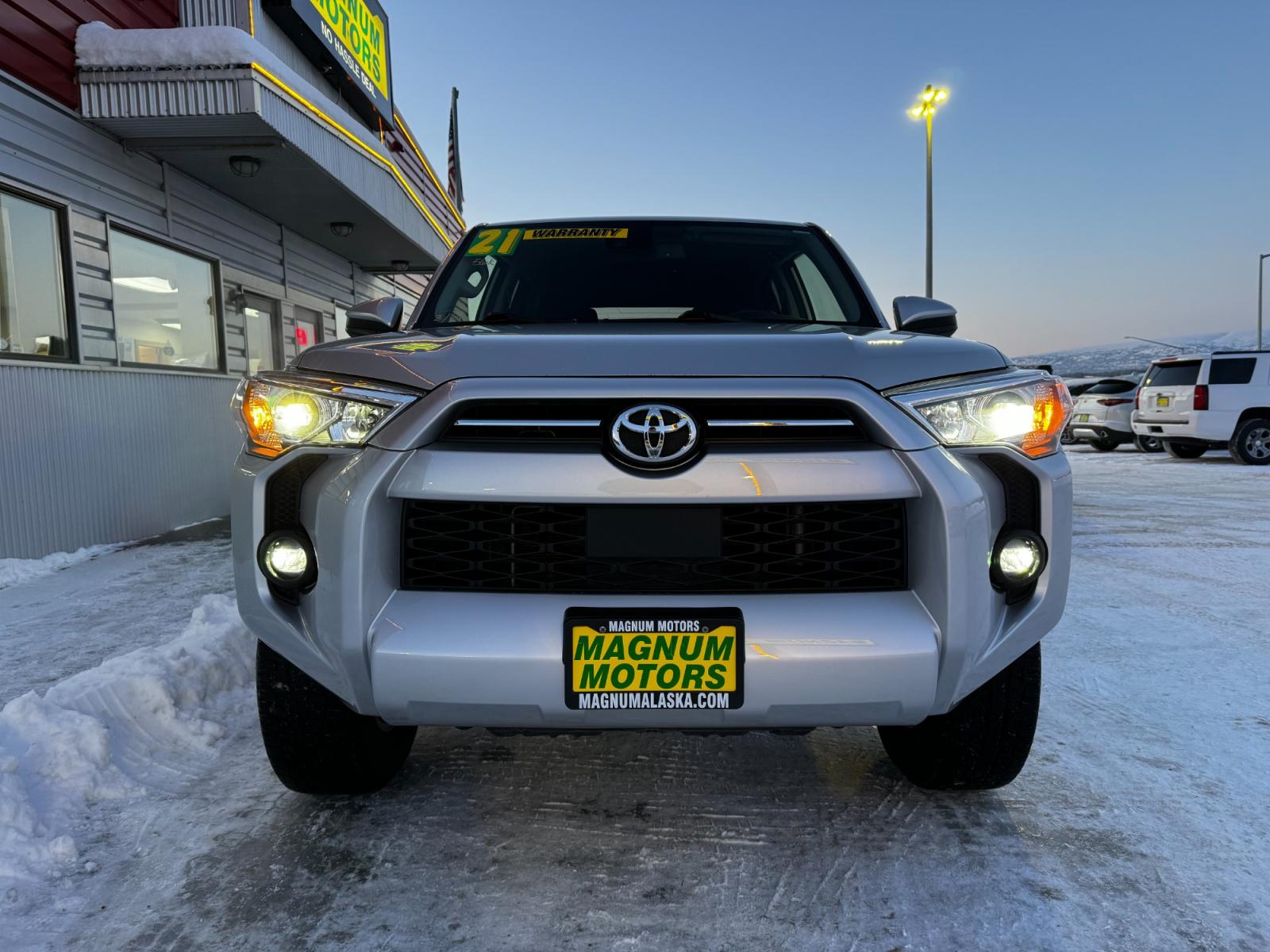 2021 Silver /Gray Toyota 4Runner SR5 (JTEMU5JR7M5) with an 4.0L V6 engine, located at 1960 Industrial Drive, Wasilla, 99654, (907) 376-5555, 61.573475, -149.400146 - Photo #8